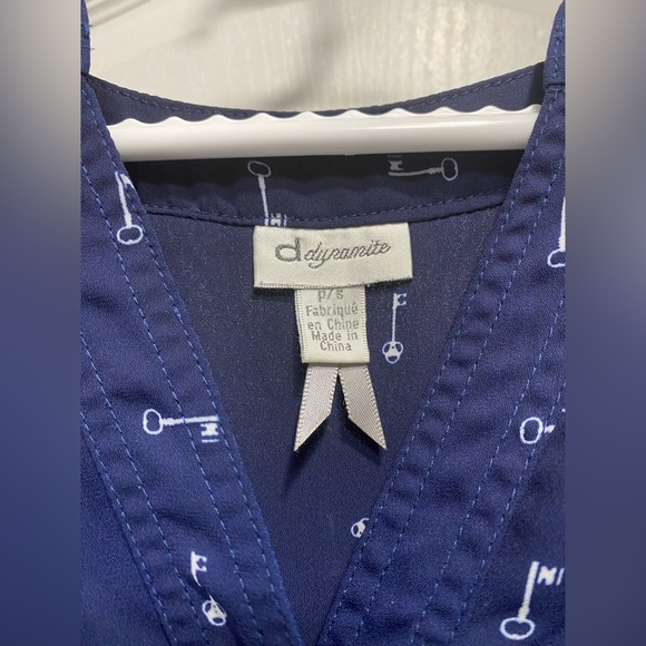 Dynamite S/P Navy Blue Long Sleeve Button Blouse. - Picture 3 of 3